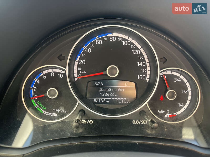 Хетчбек Volkswagen e-Up 2014 в Києві