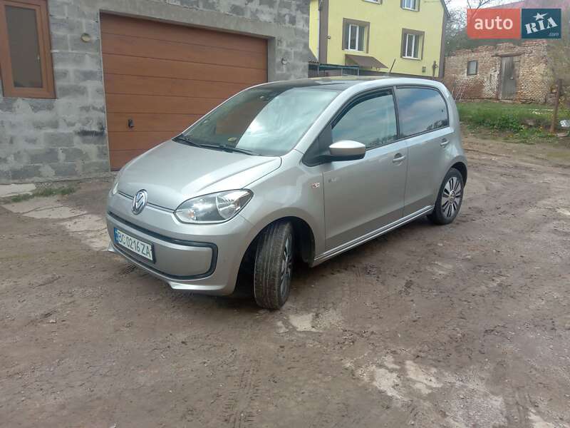 Хэтчбек Volkswagen e-Up 2013 в Львове