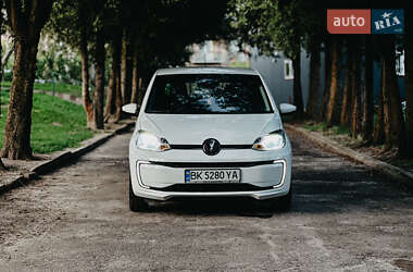 Хетчбек Volkswagen e-Up 2021 в Дубні