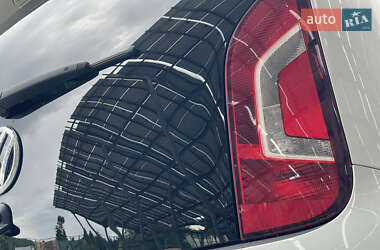 Хэтчбек Volkswagen e-Up 2014 в 