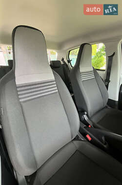 Хетчбек Volkswagen e-Up 2023 в 