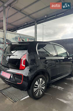 Хэтчбек Volkswagen e-Up 2014 в 