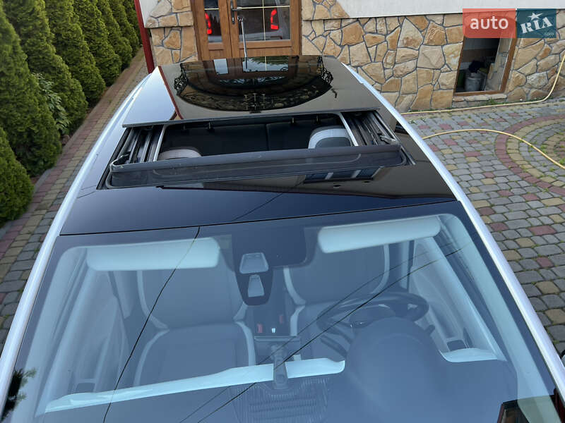 Хэтчбек Volkswagen e-Up 2014 в Львове