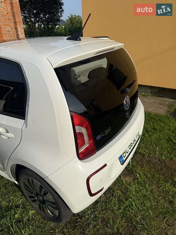 Хэтчбек Volkswagen e-Up 2013 в Львове