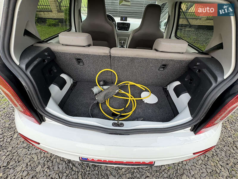 Хэтчбек Volkswagen e-Up 2014 в Луцке
