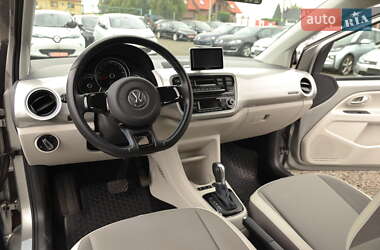 Хэтчбек Volkswagen e-Up 2016 в 