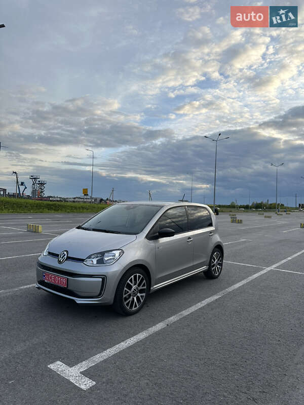 Хэтчбек Volkswagen e-Up 2020 в Львове