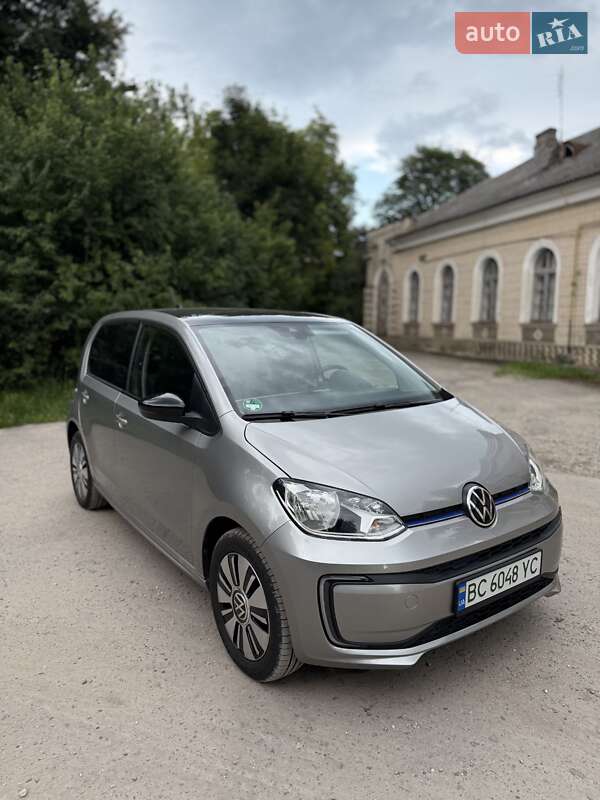 Хетчбек Volkswagen e-Up 2022 в Львові