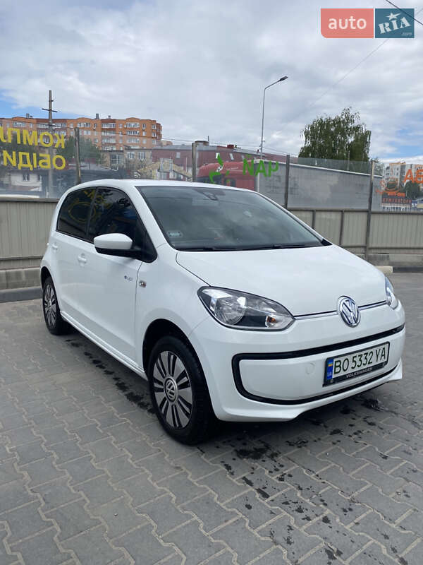 Хэтчбек Volkswagen e-Up 2014 в Тернополе