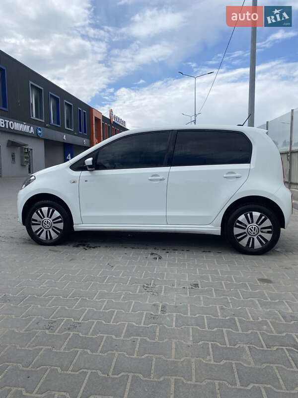 Хэтчбек Volkswagen e-Up 2014 в Тернополе