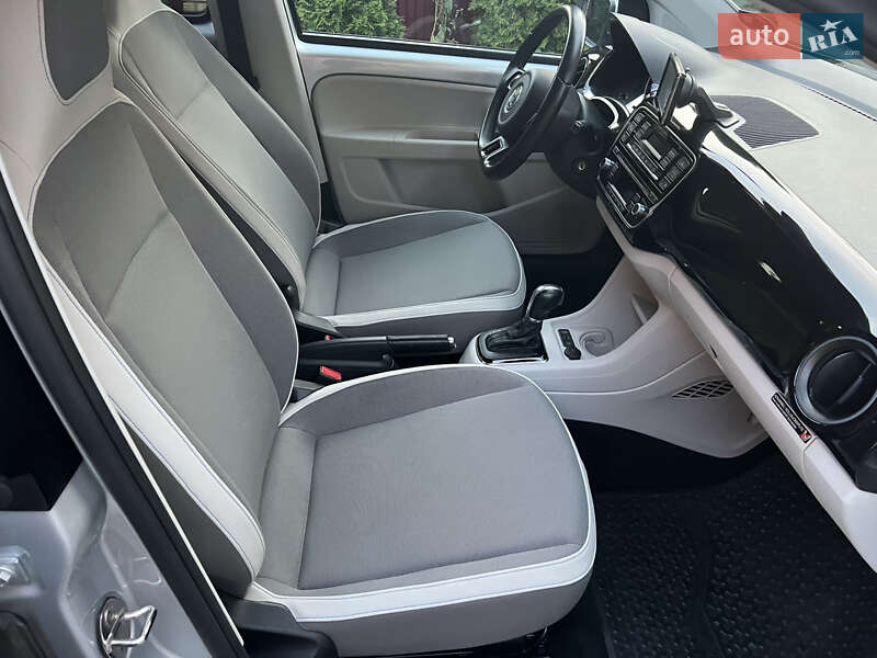 Хэтчбек Volkswagen e-Up 2014 в Львове