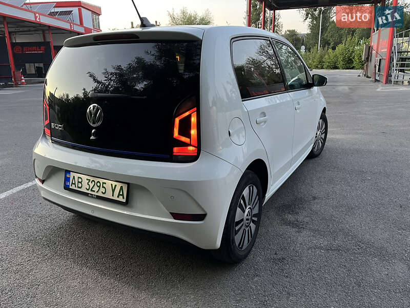Хэтчбек Volkswagen e-Up 2018 в Виннице