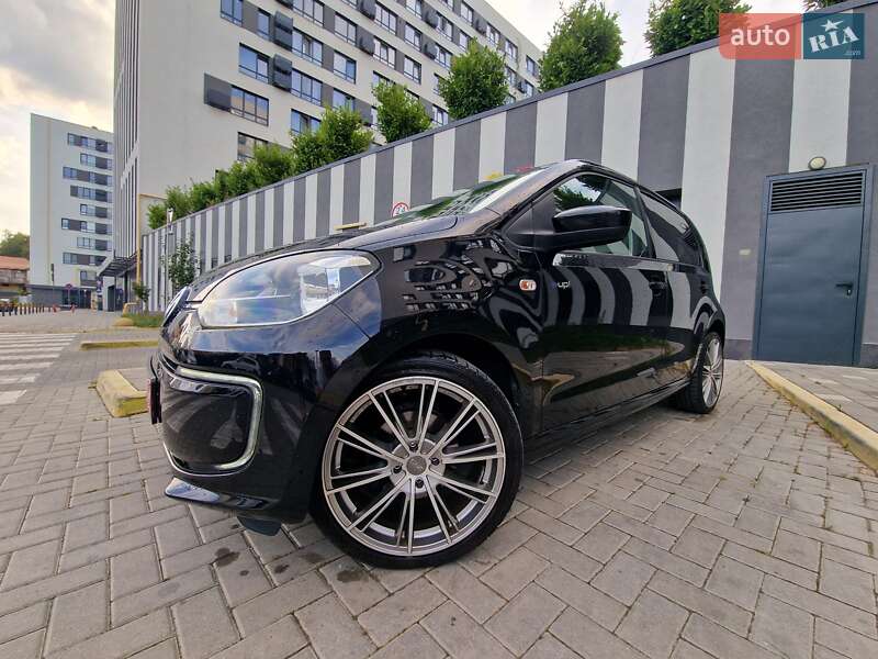 Хэтчбек Volkswagen e-Up 2014 в Львове