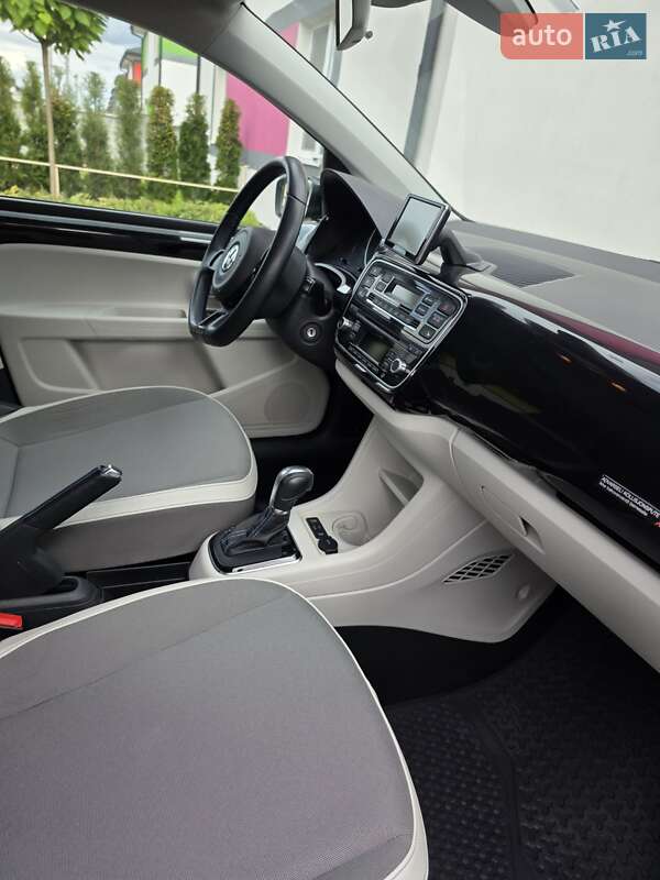 Хэтчбек Volkswagen e-Up 2015 в Ровно фото 19 Хэтчбек Volkswagen e-Up 2015 в Ровно