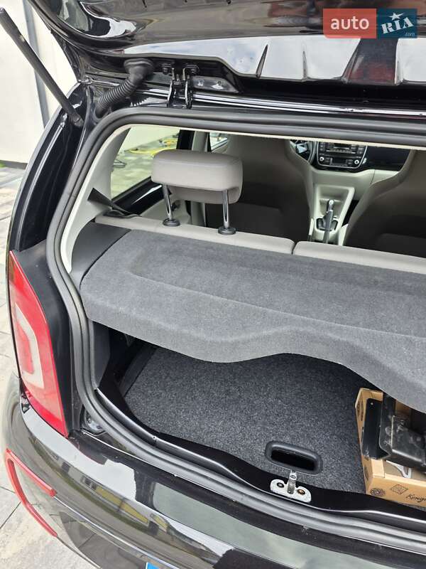 Хэтчбек Volkswagen e-Up 2015 в Ровно фото 51 Хэтчбек Volkswagen e-Up 2015 в Ровно