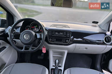 Хэтчбек Volkswagen e-Up 2015 в 