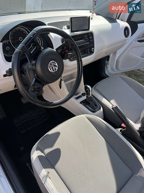 Хэтчбек Volkswagen e-Up 2014 в Житомире фото 15 Хэтчбек Volkswagen e-Up 2014 в Житомире