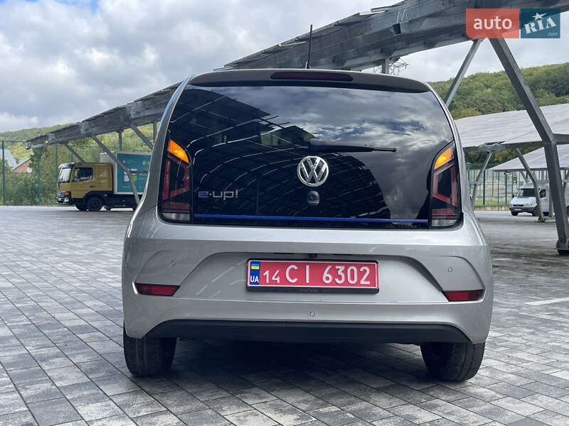 Хэтчбек Volkswagen e-Up 2018 в Львове
