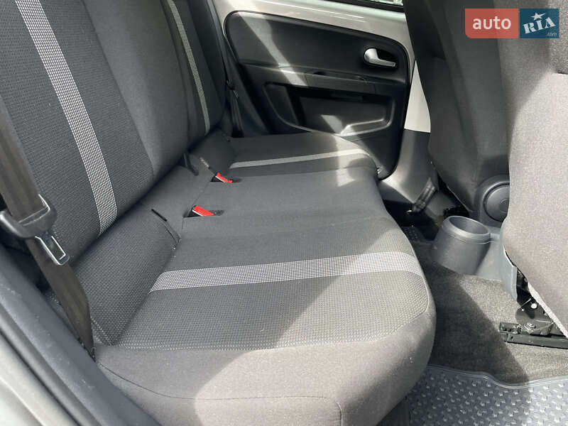 Хэтчбек Volkswagen e-Up 2018 в Львове
