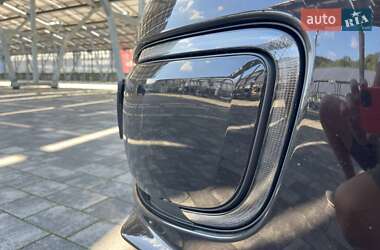Хэтчбек Volkswagen e-Up 2013 в 
