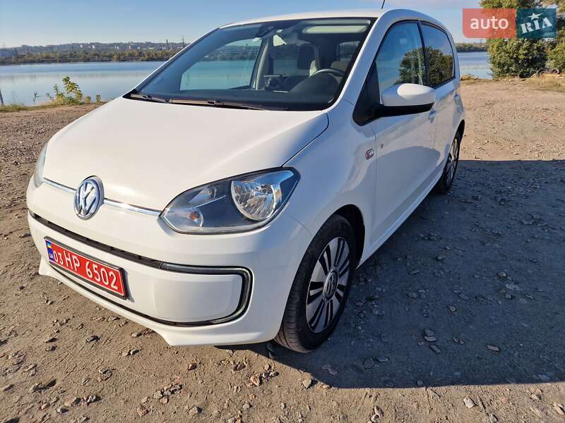 Хэтчбек Volkswagen e-Up 2015 в Днепре