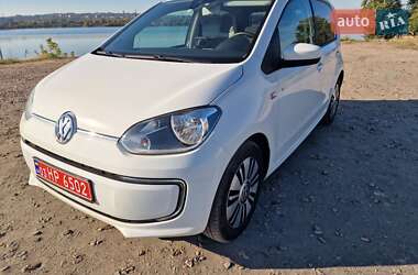Хетчбек Volkswagen e-Up 2015 в  фото 8 Хетчбек Volkswagen e-Up 2015 в
