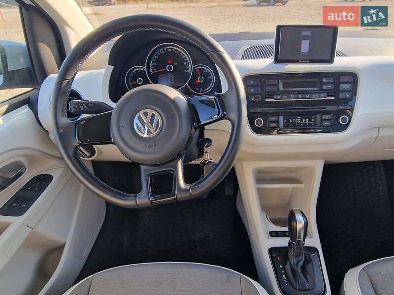 Хэтчбек Volkswagen e-Up 2015 в Днепре