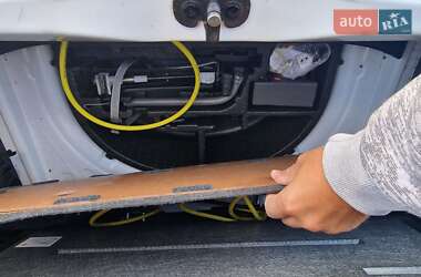 Хетчбек Volkswagen e-Up 2015 в  фото 23 Хетчбек Volkswagen e-Up 2015 в