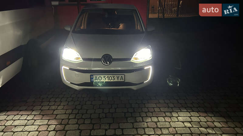 Хэтчбек Volkswagen e-Up 2021 в Мукачево фото 23 Хэтчбек Volkswagen e-Up 2021 в Мукачево