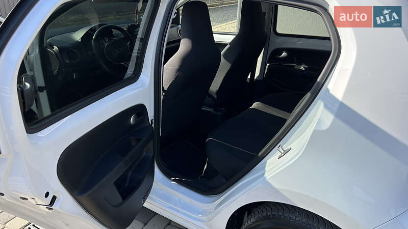 Хэтчбек Volkswagen e-Up 2021 в Мукачево фото 54 Хэтчбек Volkswagen e-Up 2021 в Мукачево