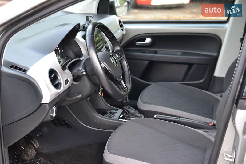 Хэтчбек Volkswagen e-Up 2021 в Луцке