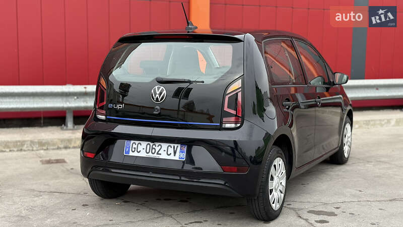 Хетчбек Volkswagen e-Up 2021 в Києві