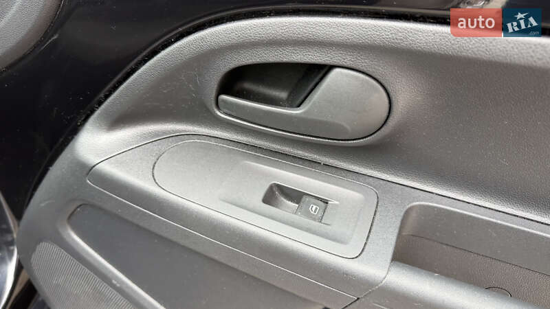 Хетчбек Volkswagen e-Up 2021 в Києві