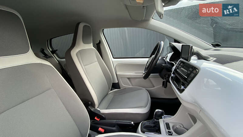 Хэтчбек Volkswagen e-Up 2015 в Луцке фото 54 Хэтчбек Volkswagen e-Up 2015 в Луцке