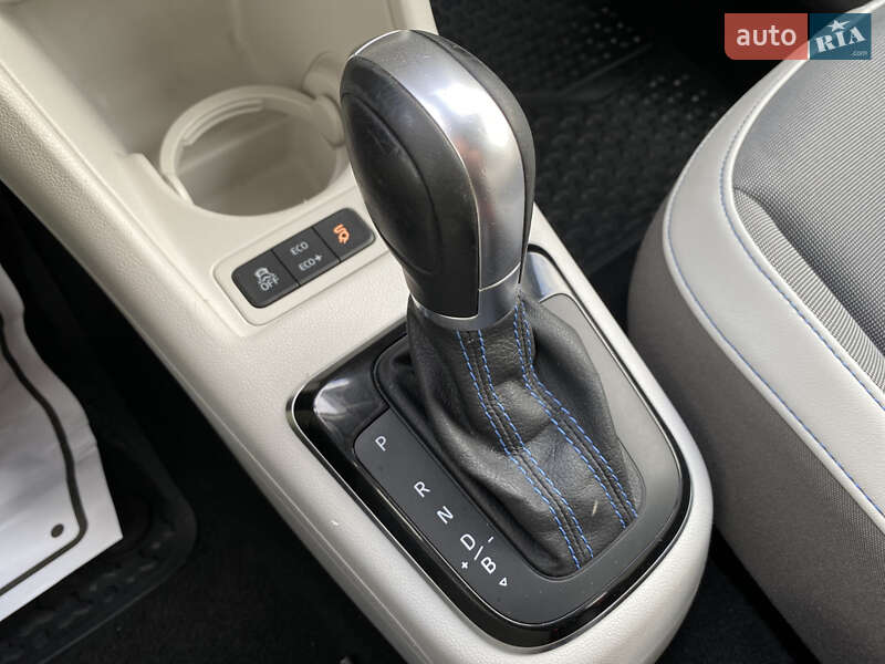 Хэтчбек Volkswagen e-Up 2015 в Луцке фото 61 Хэтчбек Volkswagen e-Up 2015 в Луцке