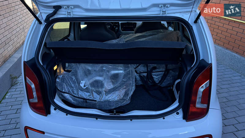Хэтчбек Volkswagen e-Up 2015 в Виннице фото 48 Хэтчбек Volkswagen e-Up 2015 в Виннице