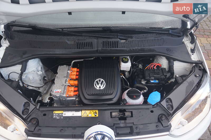 Хетчбек Volkswagen e-Up 2013 в Самборі фото 53 Хетчбек Volkswagen e-Up 2013 в Самборі