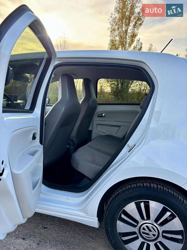 Хэтчбек Volkswagen e-Up 2013 в Кривом Роге фото 5 Хэтчбек Volkswagen e-Up 2013 в Кривом Роге