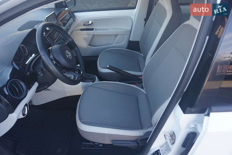 Хэтчбек Volkswagen e-Up 2014 в Самборе фото 28 Хэтчбек Volkswagen e-Up 2014 в Самборе