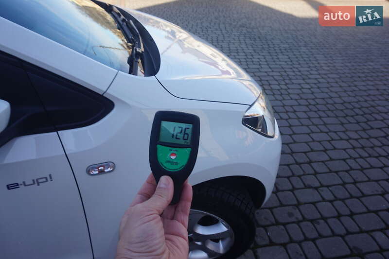 Хэтчбек Volkswagen e-Up 2014 в Самборе фото 70 Хэтчбек Volkswagen e-Up 2014 в Самборе