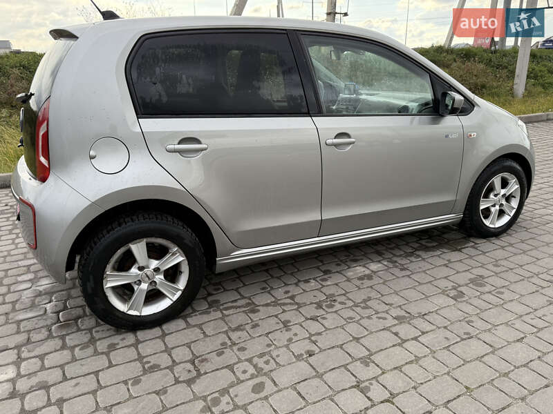 Хэтчбек Volkswagen e-Up 2014 в Львове