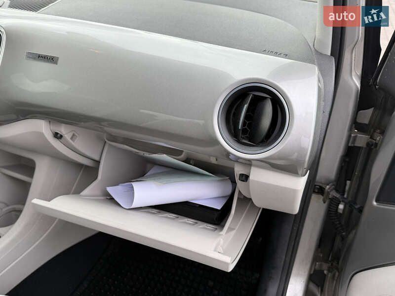 Хэтчбек Volkswagen e-Up 2014 в Львове