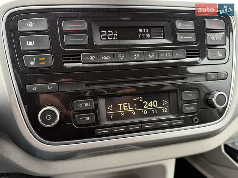 Хэтчбек Volkswagen e-Up 2014 в Львове