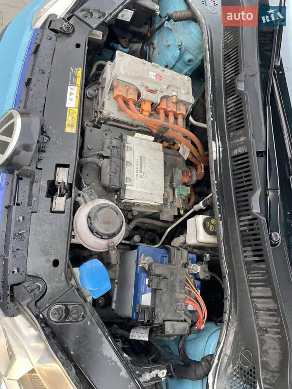 Хэтчбек Volkswagen e-Up 2021 в Луцке