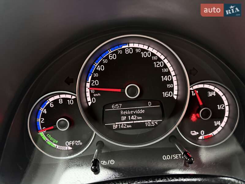 Хетчбек Volkswagen e-Up 2017 в Володимирі