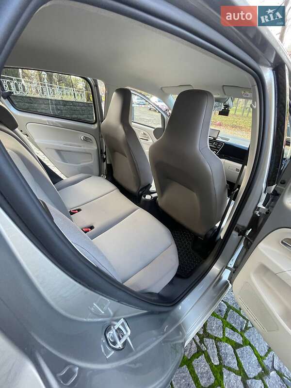 Хэтчбек Volkswagen e-Up 2016 в Киеве фото 8 Хэтчбек Volkswagen e-Up 2016 в Киеве