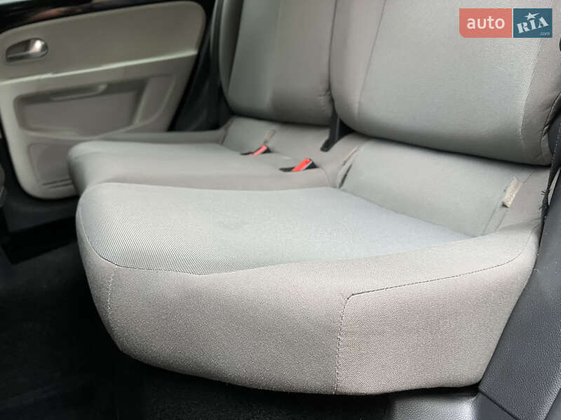 Хэтчбек Volkswagen e-Up 2014 в Львове фото 143 Хэтчбек Volkswagen e-Up 2014 в Львове