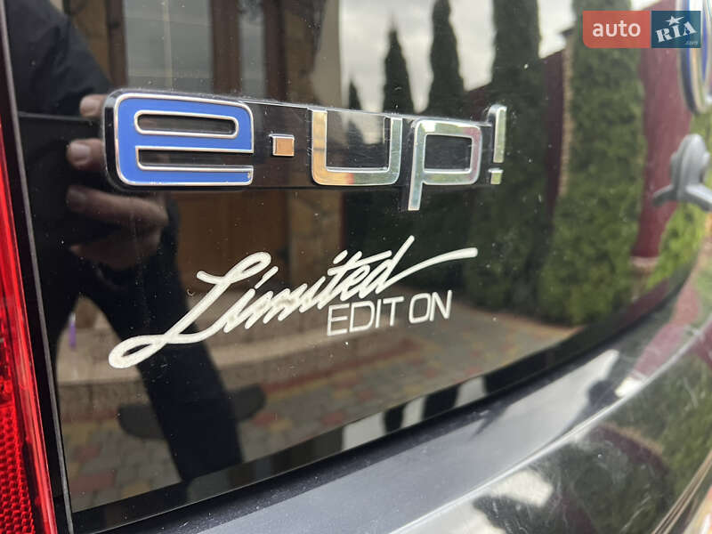 Хэтчбек Volkswagen e-Up 2014 в Львове фото 146 Хэтчбек Volkswagen e-Up 2014 в Львове