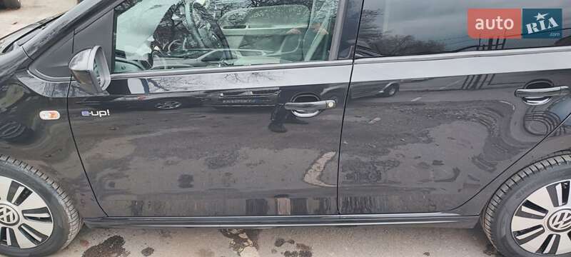 Хэтчбек Volkswagen e-Up 2015 в Каменец-Подольском