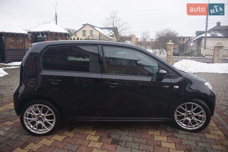 Хэтчбек Volkswagen e-Up 2014 в Самборе